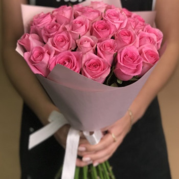 Розовые розы 60 см (выберите количество)